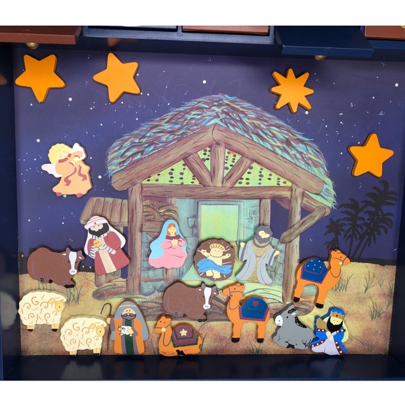 Kurt Adler Magnetic Wooden Nativity Advent Calendar- 19 Pieces Total - Picture 9 of 13